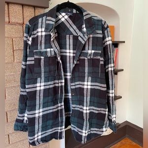 Navy & green thick flannel😍